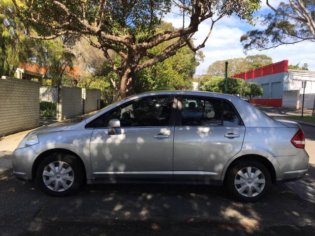 ع2006 NISSAN Tiida