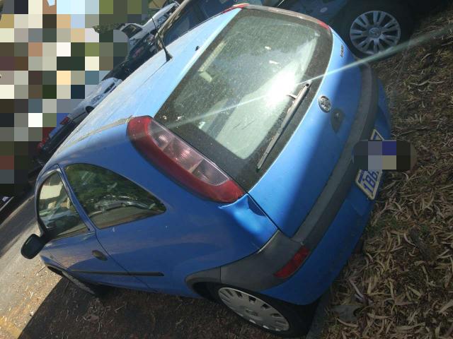 ۼ2001holden barina