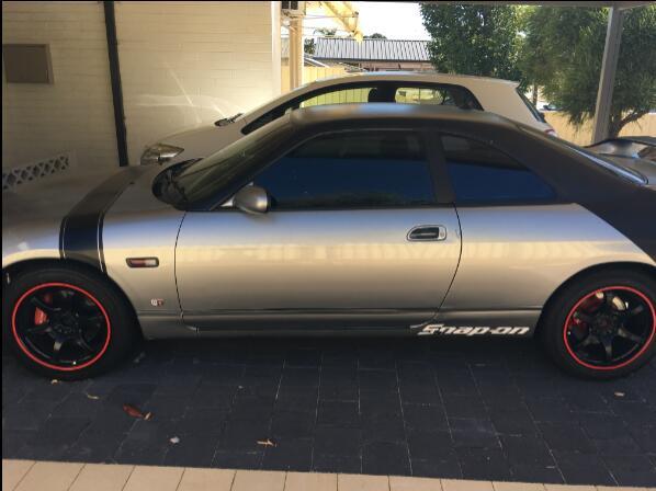nissan skyline۱ҪȥϤ