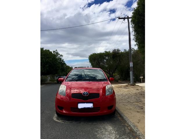۰ 2006 TOYOTA Yaris