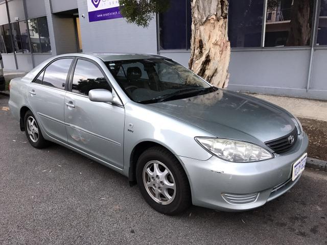 2005 toyota camry Զ 