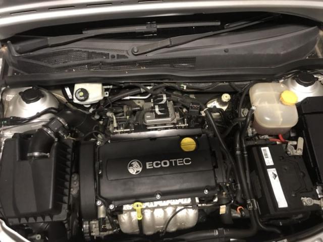 08Holden ASTRA COUPE Զ