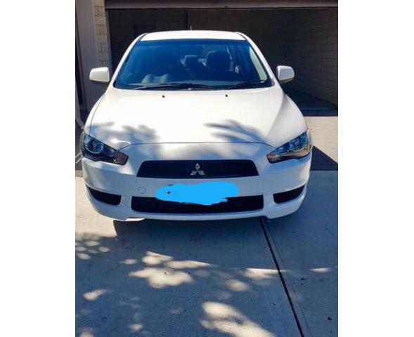 Mitsubishi lancer 2011