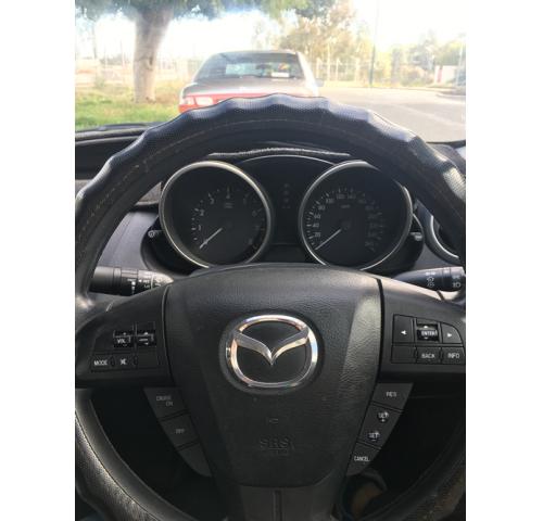 2011 mazda3 10000