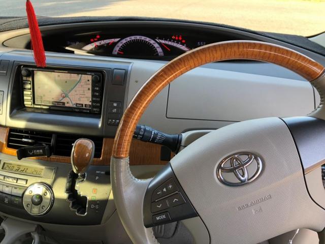 2010V6Tarago