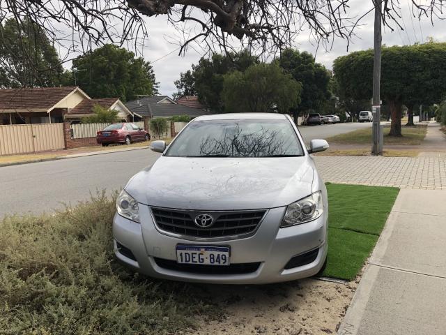 2009 toyota aurion Զ