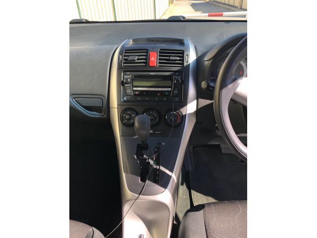 2011 Toyota corolla auto 