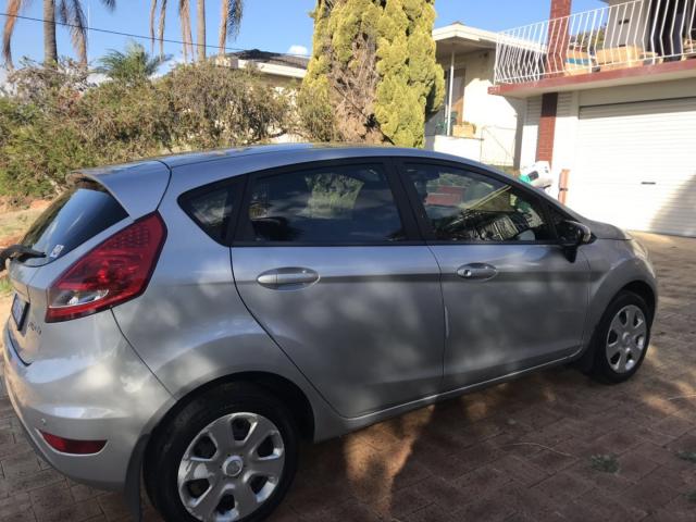 2012Ford Fiesta ͹ ۣ