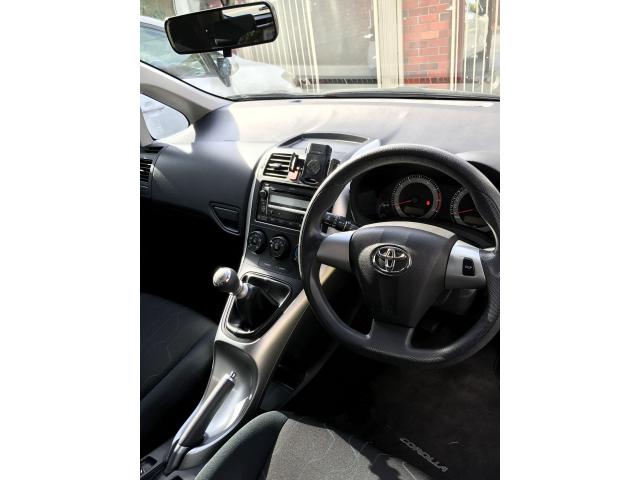 09toyota corolla ֶ 7500