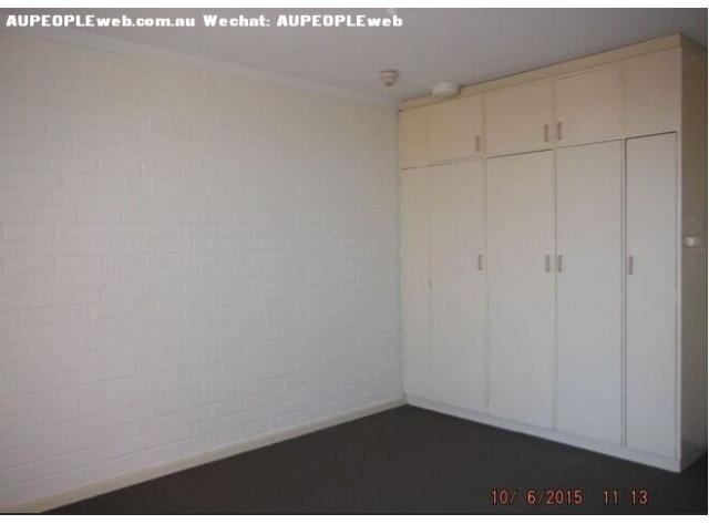 East Perth ,1x1