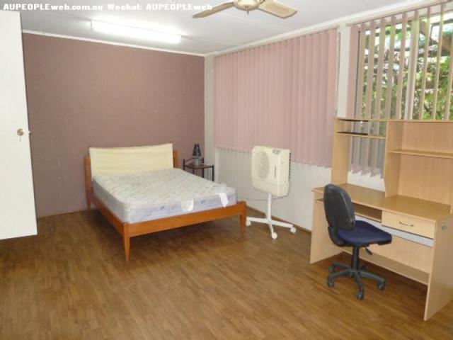 BentleyBed 5  Bath 2