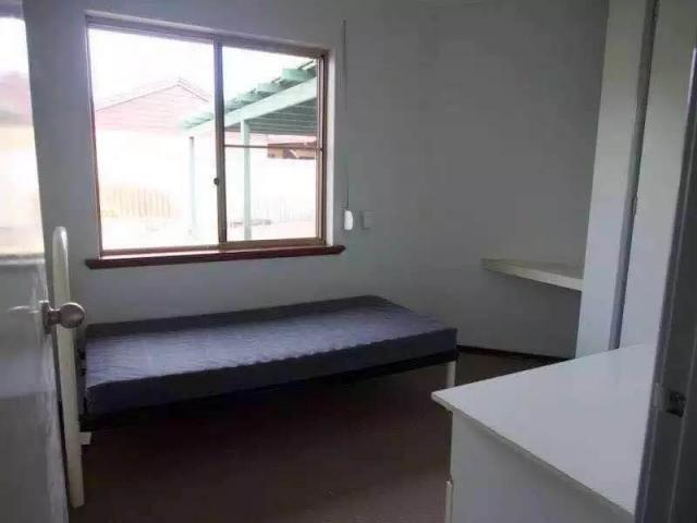 waterfordCurtin÷