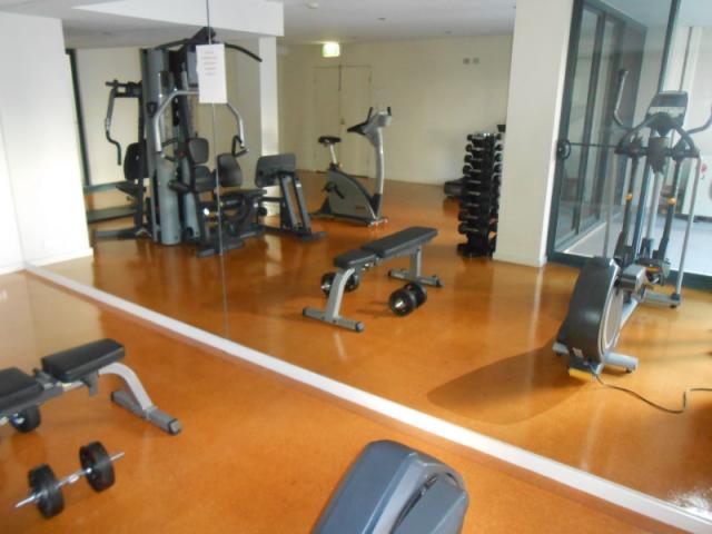 Secure 2x2 Apt East Perth