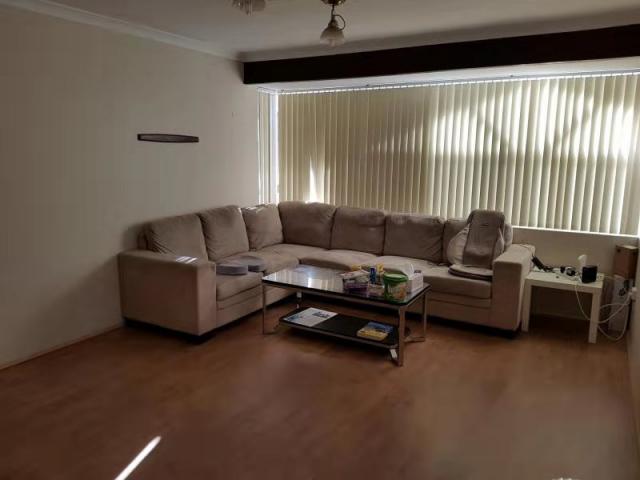Joondalup ÷