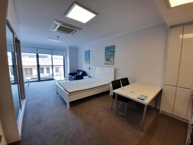 Studio $350/ ĵضεԢ