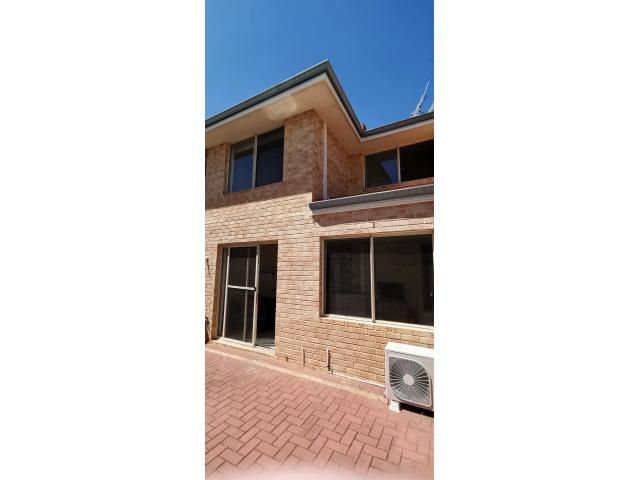 Victoria Park3townhouse