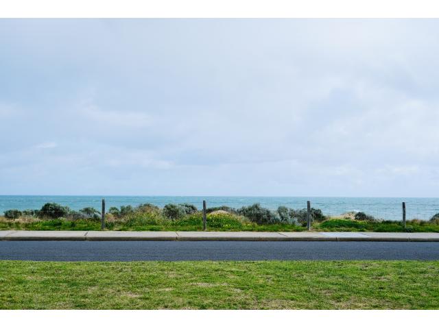 Mandurah ٺ