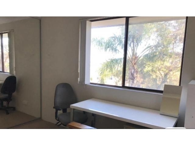 ˹Huntingdale һRoom