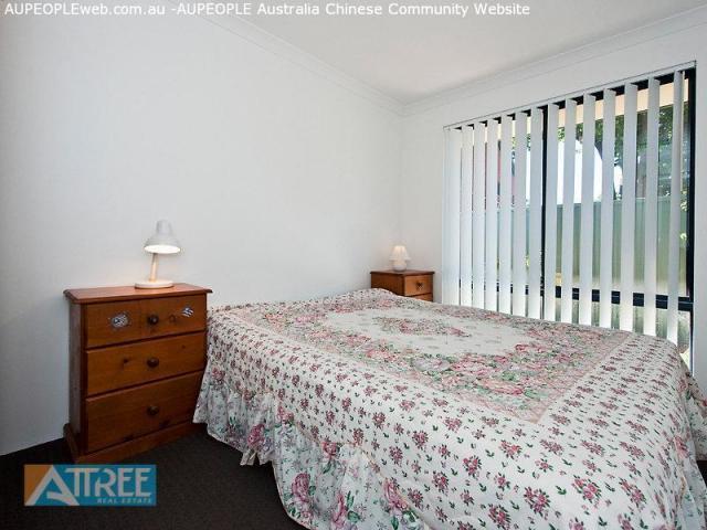 Thornlie, new 2 room $120