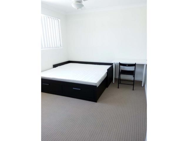 Cannington two room $130