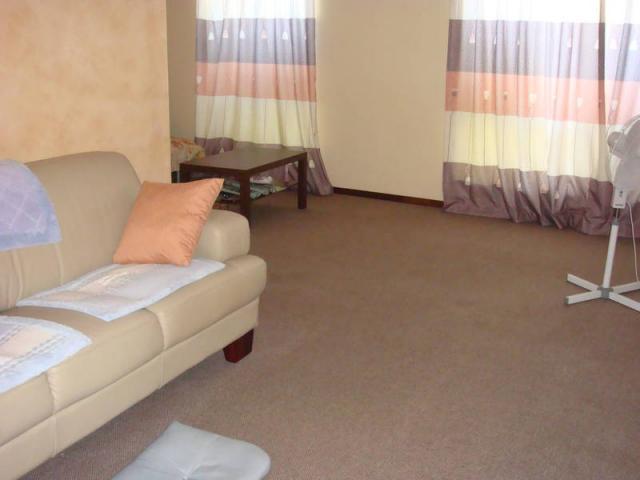 Willetton，Three room $340