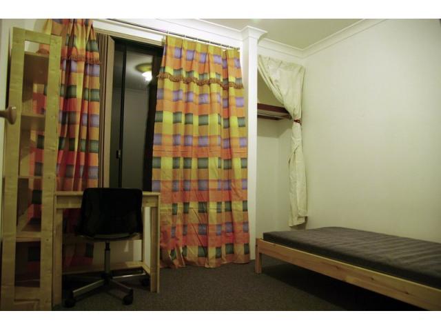 Rivervale，2 single rooms