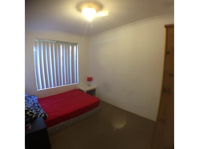 near Curtin，single room