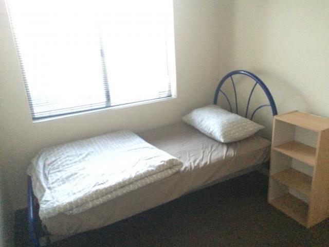 Queens Park，Single $120