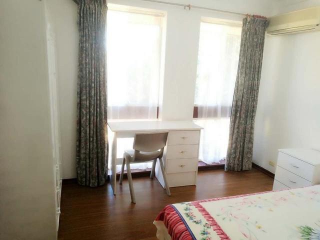 Lynwood Whole room rental