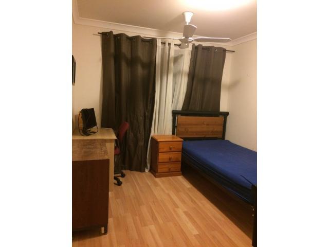 Willetton 2 single room