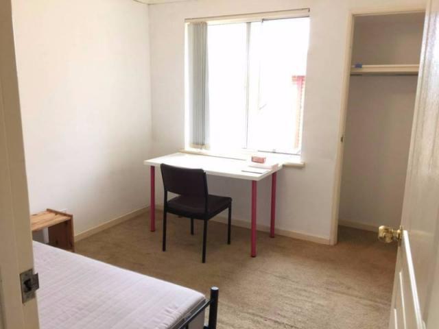 VictoriaPark Single room