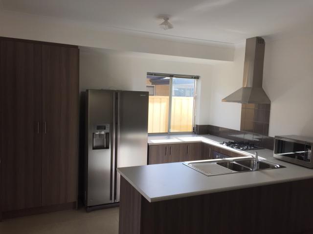 Riverton 5room ，Curtin