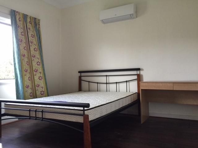 Bedford Single room renta