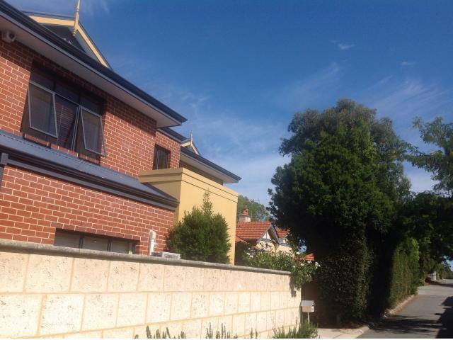 Mount lawley single room