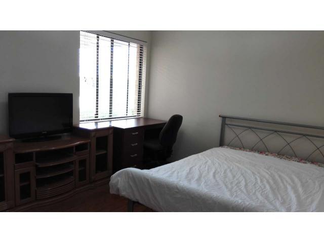 QUEENS PARK single room