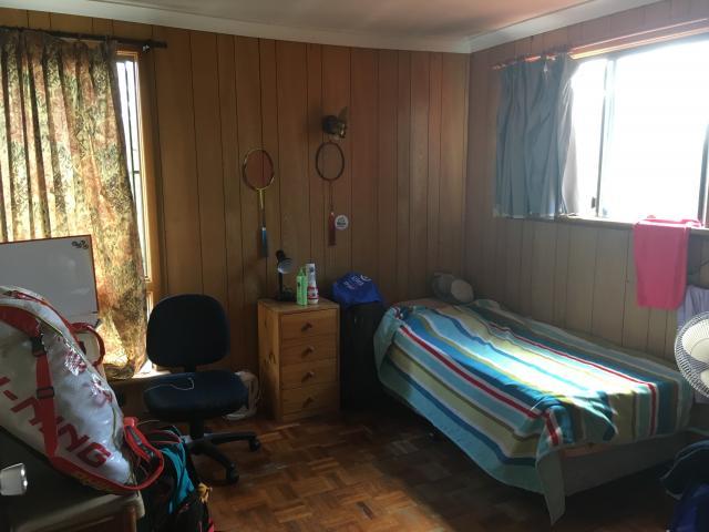 near UWA room rental