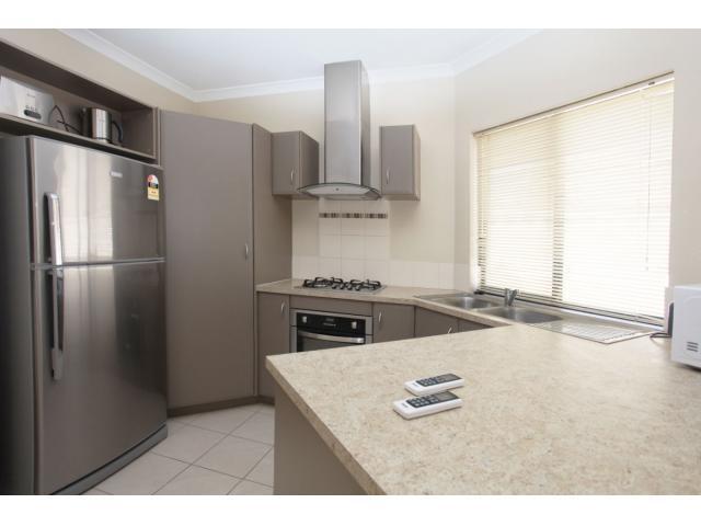 Balcatta 3-2-2 house rent