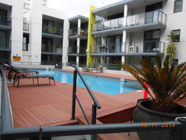 1B1b Apt close Perth CBD