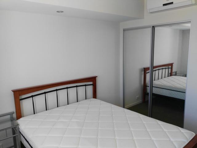 Subiaco single room