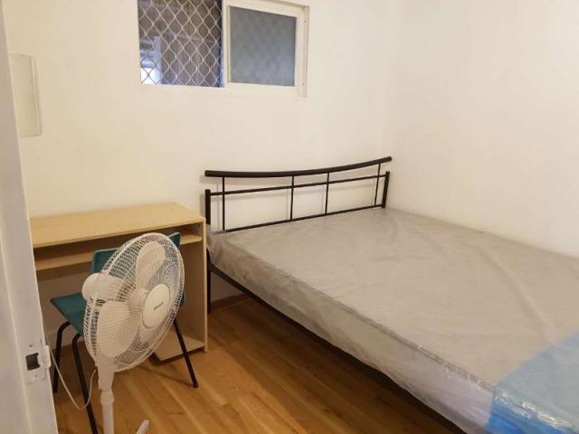 near Curtin room rental